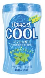 HAKUGEN "Bath King" Соль для ванны с охлаждающим эффектом с ароматом мяты (банка) 680 г ― Японская косметика в Краснодаре