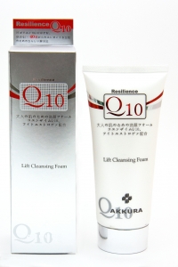 AKKURA "ResilIence Q10" очищающая пенка для зрелой кожи, с коэнзимом Q10 и фитоэстрогенами 150 г ― Японская косметика в Краснодаре